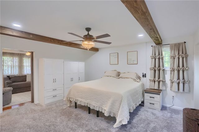 304 Orlando Ave, Neshannock Twp, PA 16105