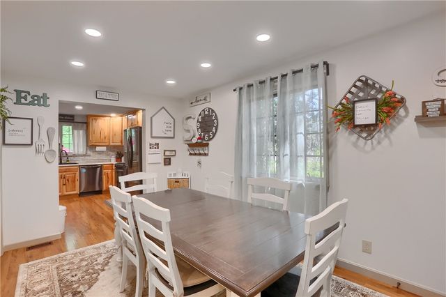 304 Orlando Ave, Neshannock Twp, PA 16105