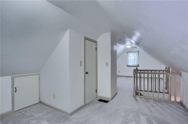 304 Orlando Ave, Neshannock Twp, PA 16105