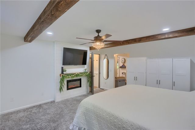 304 Orlando Ave, Neshannock Twp, PA 16105
