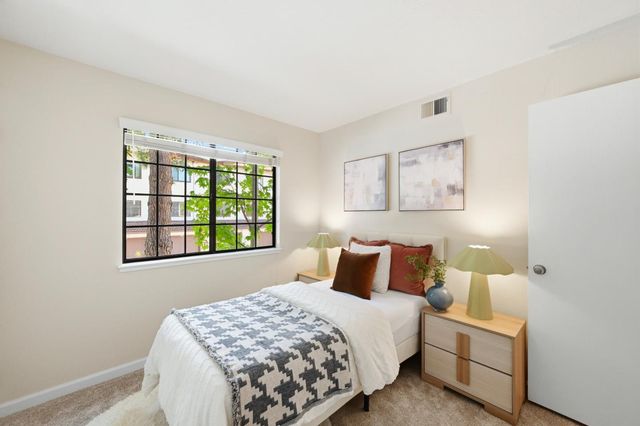 448 Costa Mesa Terrace A, Sunnyvale, CA 94085