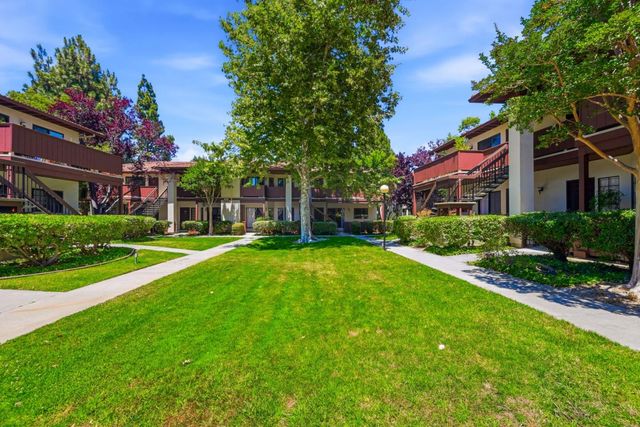 448 Costa Mesa Terrace A, Sunnyvale, CA 94085