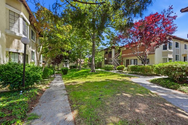 448 Costa Mesa Terrace A, Sunnyvale, CA 94085
