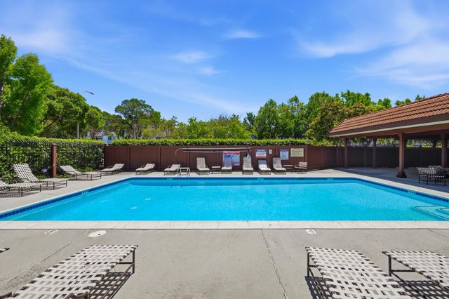 448 Costa Mesa Terrace A, Sunnyvale, CA 94085