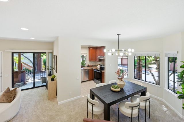 448 Costa Mesa Terrace A, Sunnyvale, CA 94085