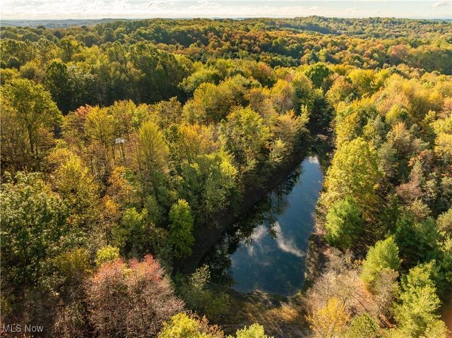 2501 Downing Street SW, East Sparta, OH 44626