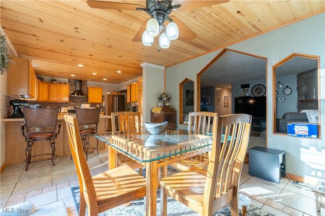 2501 Downing Street SW, East Sparta, OH 44626