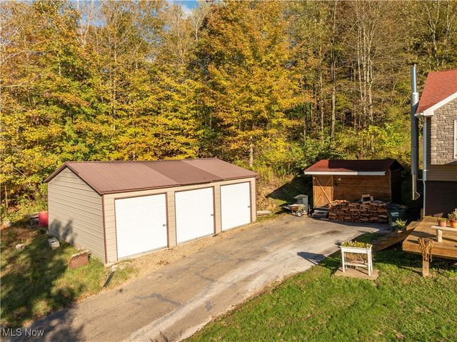 2501 Downing Street SW, East Sparta, OH 44626