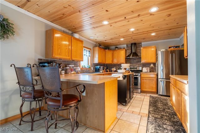 2501 Downing Street SW, East Sparta, OH 44626