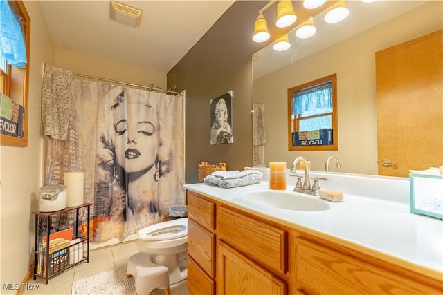 2501 Downing Street SW, East Sparta, OH 44626