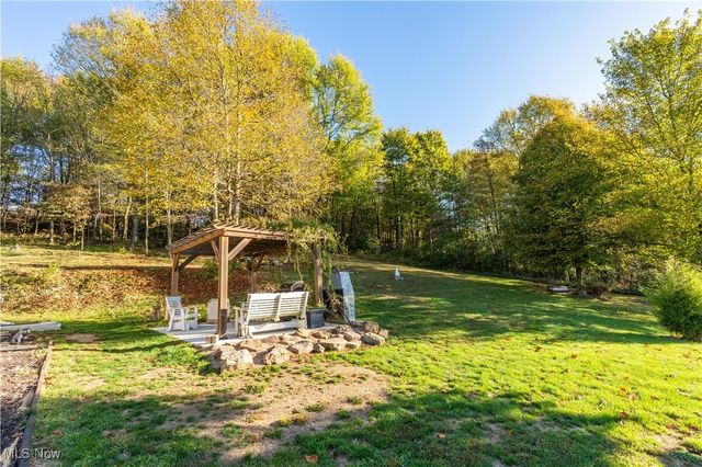 2501 Downing Street SW, East Sparta, OH 44626