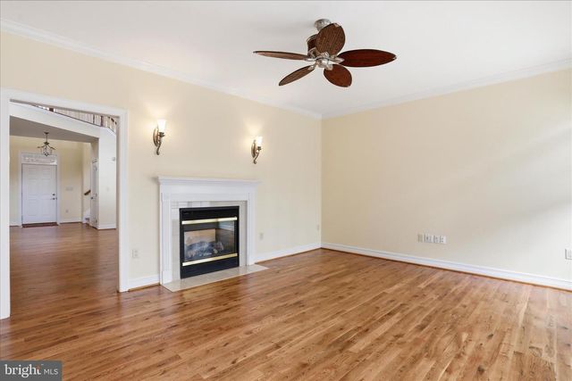 13056 HAWKINS CIR, Hagerstown, MD 21742