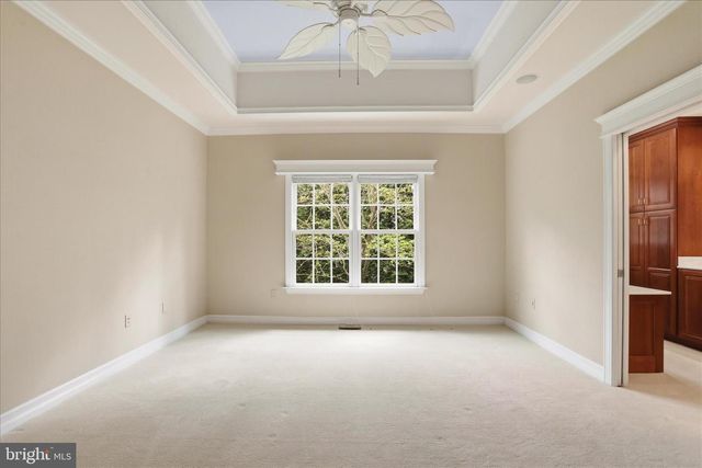 13056 HAWKINS CIR, Hagerstown, MD 21742