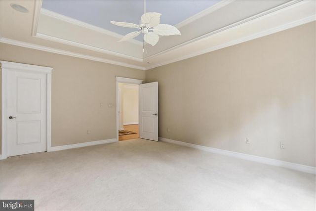 13056 HAWKINS CIR, Hagerstown, MD 21742