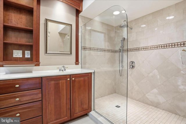 13056 HAWKINS CIR, Hagerstown, MD 21742
