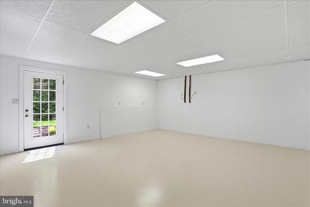 13056 HAWKINS CIR, Hagerstown, MD 21742