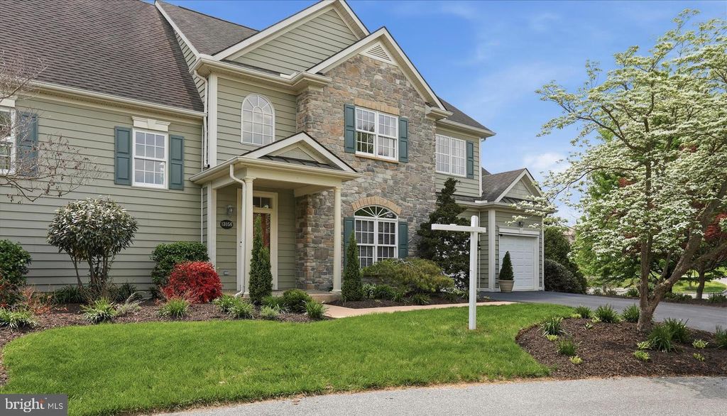 13056 HAWKINS CIR, Hagerstown, MD 21742