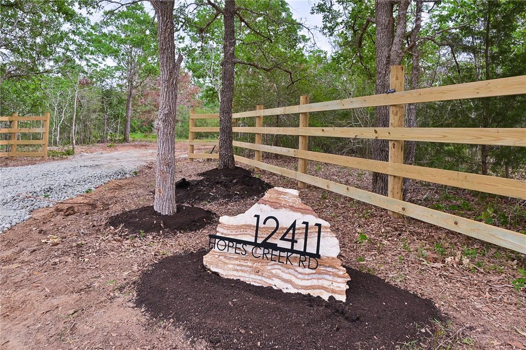12411 Hopes Creek Road, College Station, TX 77845 — photo 2