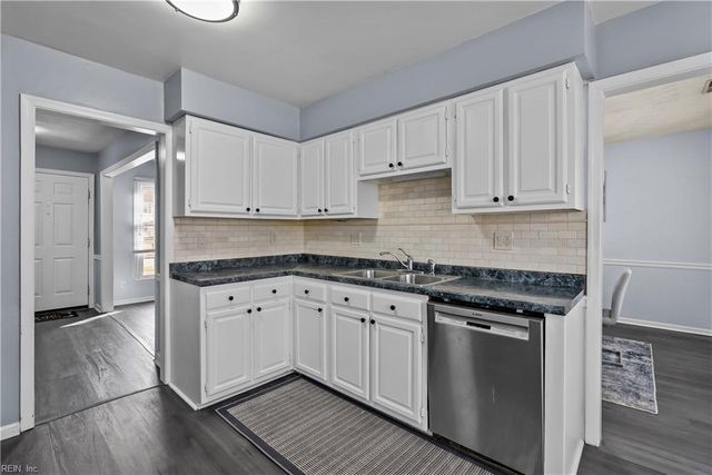 4276 Derby Wharf DR, Virginia Beach, VA 23456