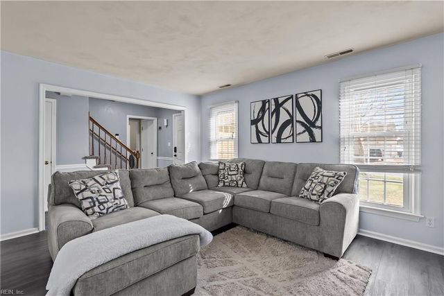 4276 Derby Wharf DR, Virginia Beach, VA 23456