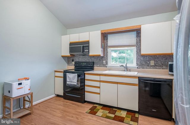 121 HEATHER LN, Wyomissing, PA 19610