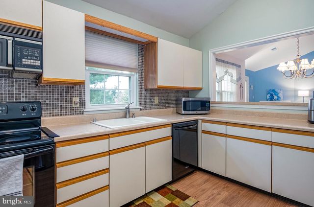 121 HEATHER LN, Wyomissing, PA 19610