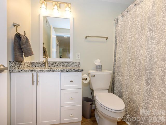4743 Hedgemore Drive, Charlotte, NC 28209