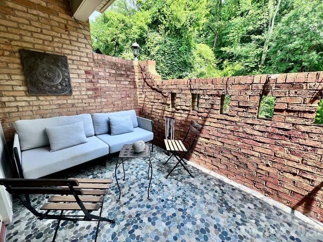 4743 Hedgemore Drive, Charlotte, NC 28209