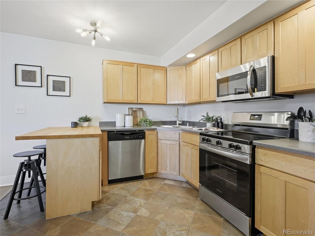 601 W 11th Avenue 604, Denver, CO 80204
