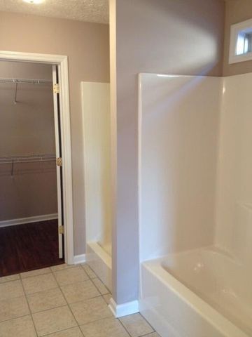 3189 Sweet Clover Lane, Lexington, KY 40509