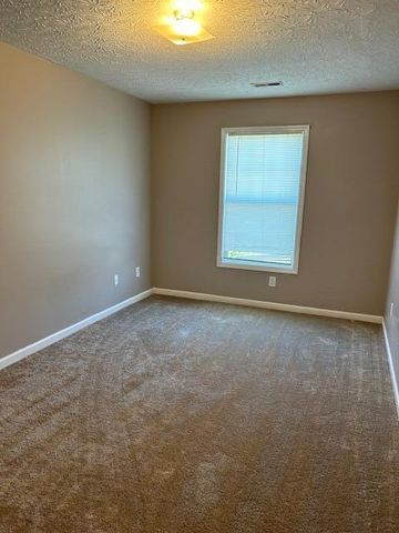 3189 Sweet Clover Lane, Lexington, KY 40509