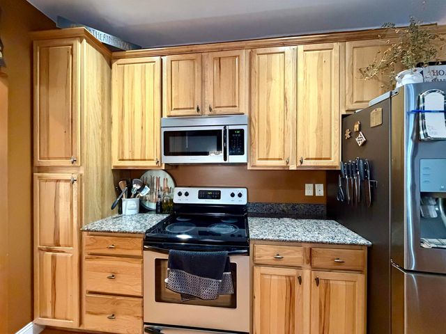 2 Shetland Lane, Swanton, VT 05488