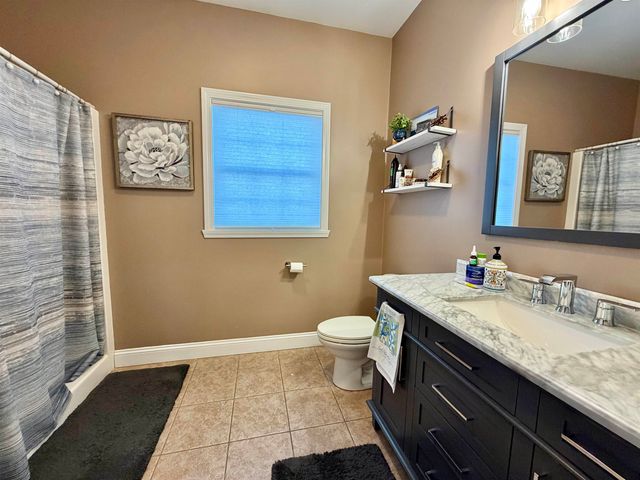 2 Shetland Lane, Swanton, VT 05488