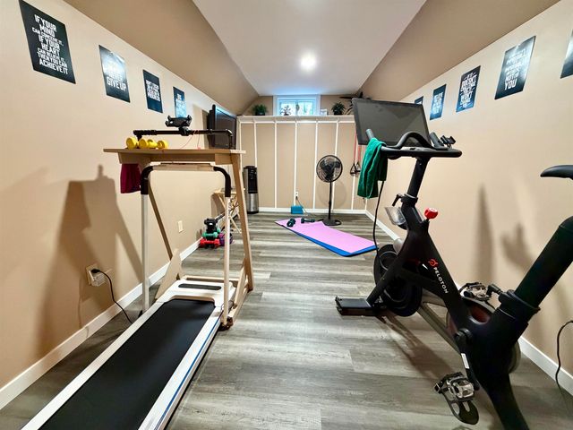 2 Shetland Lane, Swanton, VT 05488