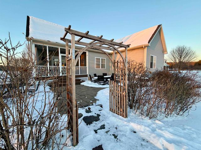 2 Shetland Lane, Swanton, VT 05488