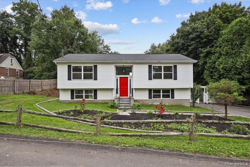 27 Dunwoodie Road, Carmel, NY 10512 — photo 2