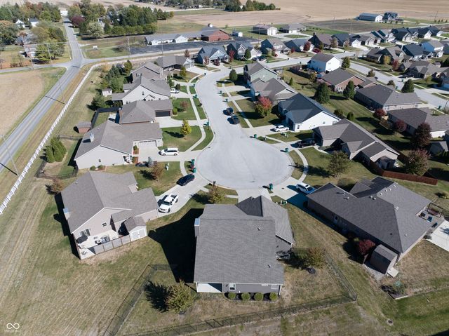 2906 Detford Court, Lebanon, IN 46052