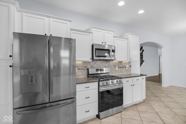 2906 Detford Court, Lebanon, IN 46052