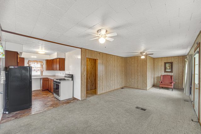 415 Grenway Road, Kingsford Heights, IN 46346