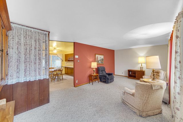 415 Grenway Road, Kingsford Heights, IN 46346