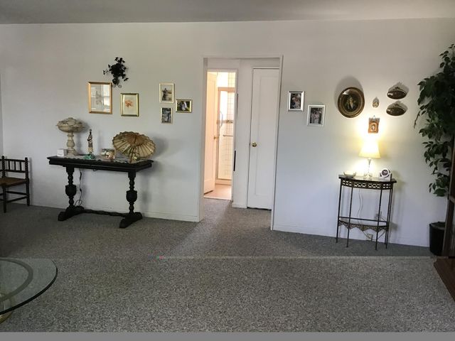 25141 61st Ave # 2, New York City, NY 11362