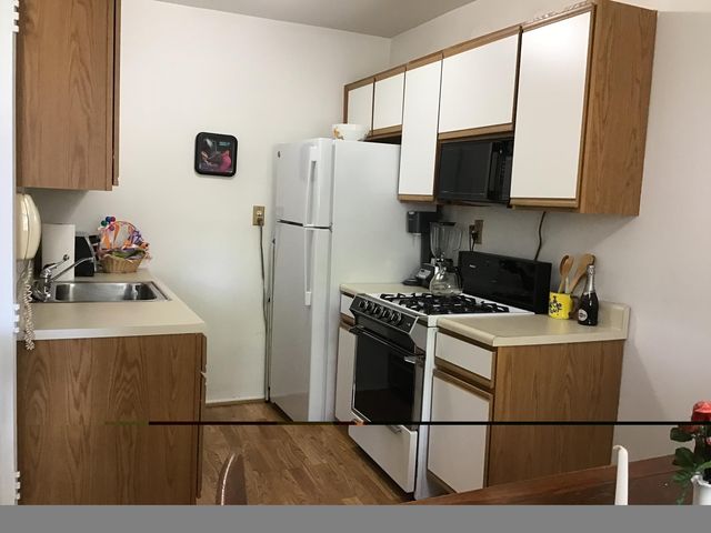 25141 61st Ave # 2, New York City, NY 11362