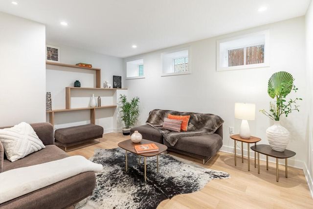 15 Gardner Rd 15, Cambridge, MA 02139