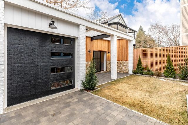 15 Gardner Rd 15, Cambridge, MA 02139
