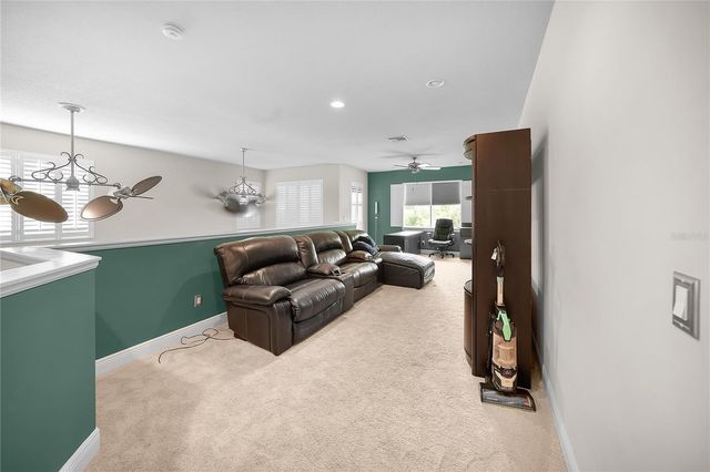 4961 ANNISTON CIRCLE, Tampa, FL 33647