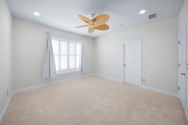 4961 ANNISTON CIRCLE, Tampa, FL 33647