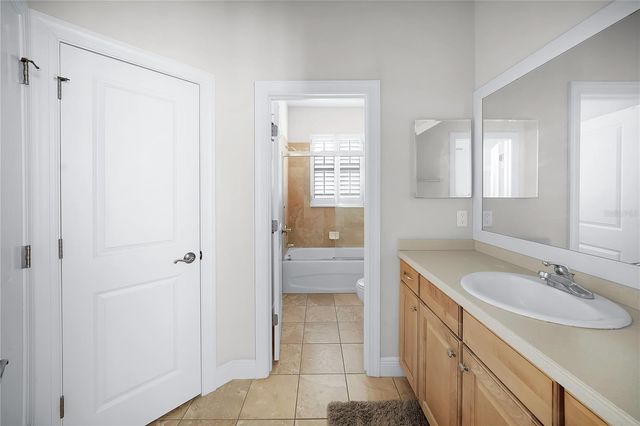 4961 ANNISTON CIRCLE, Tampa, FL 33647
