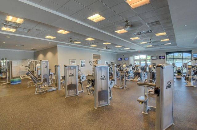 6827 Parisian Way, Lake Worth, FL 33467