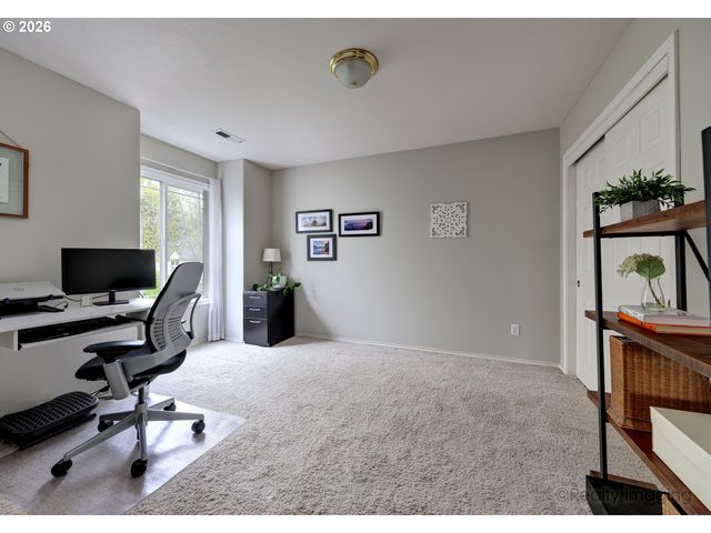 12690 Sw HARLEQUIN Dr, Beaverton, OR 97007