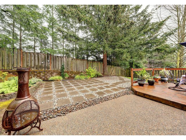 12690 Sw HARLEQUIN Dr, Beaverton, OR 97007